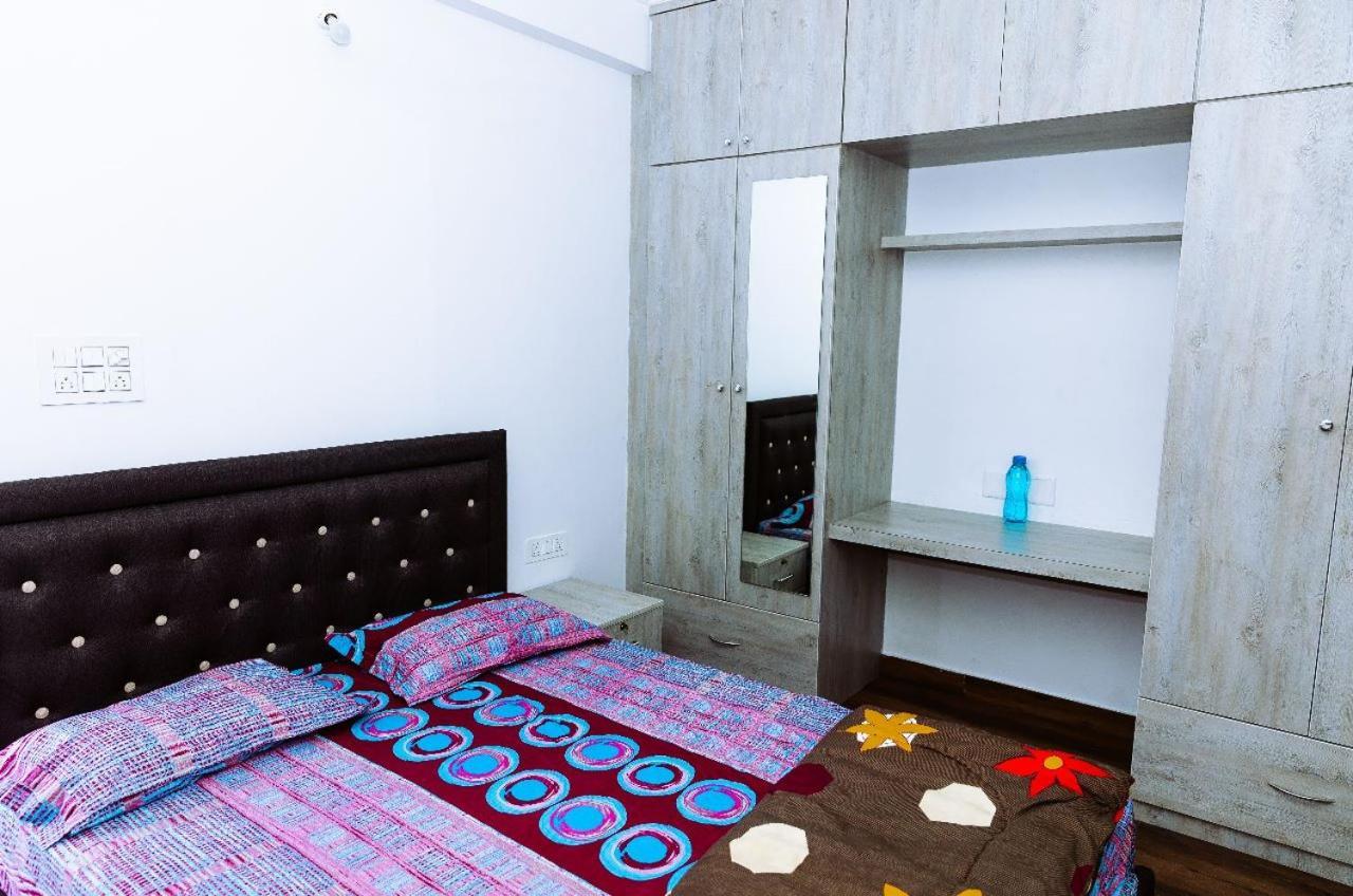 Rvr Abode -Private Rooms Bengalúr Exteriér fotografie